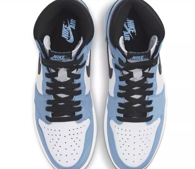 NIKE Air Jordan 1