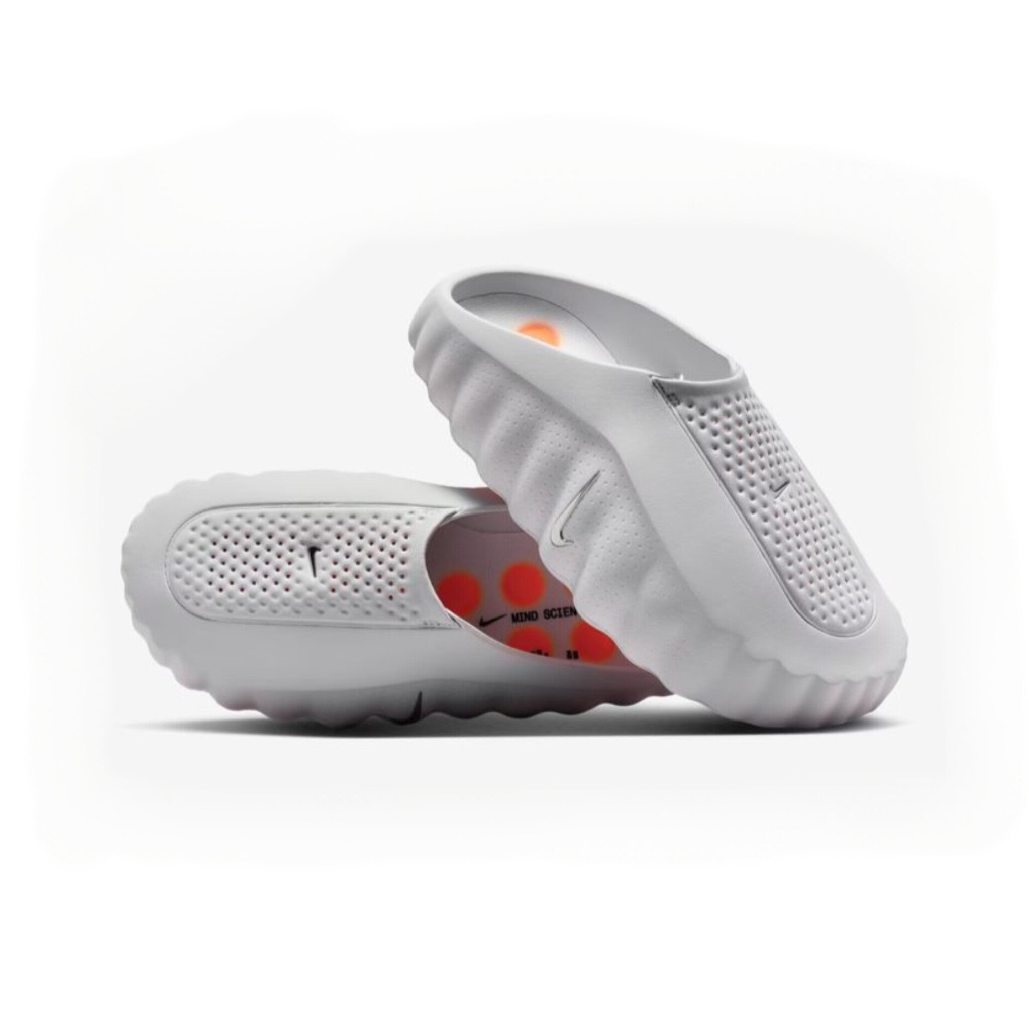 NIKE Mind 001 Slides