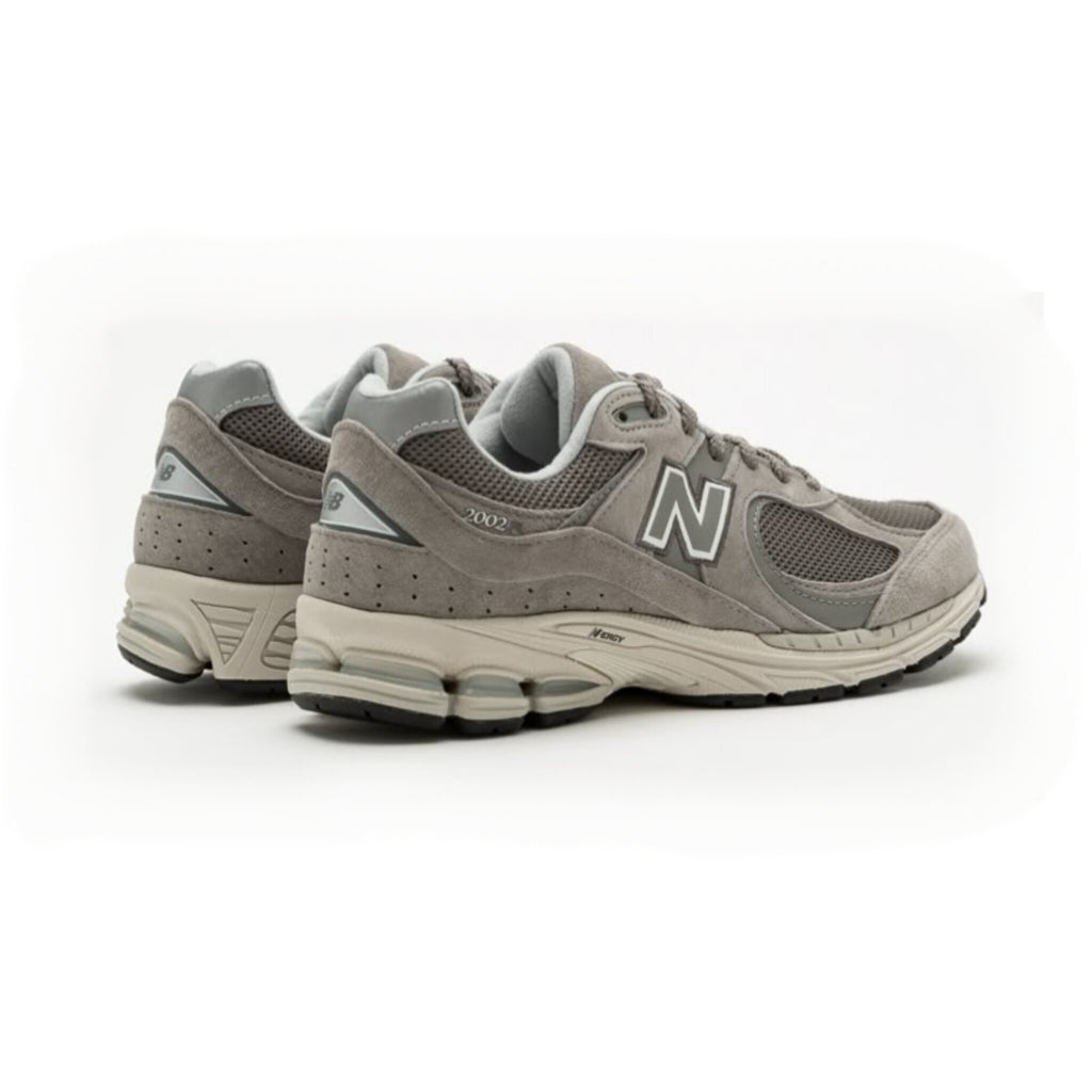 NEW BALANCE U2002R